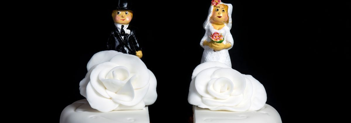 Deux époux se séparent et divorcent pour faute à La Réunion