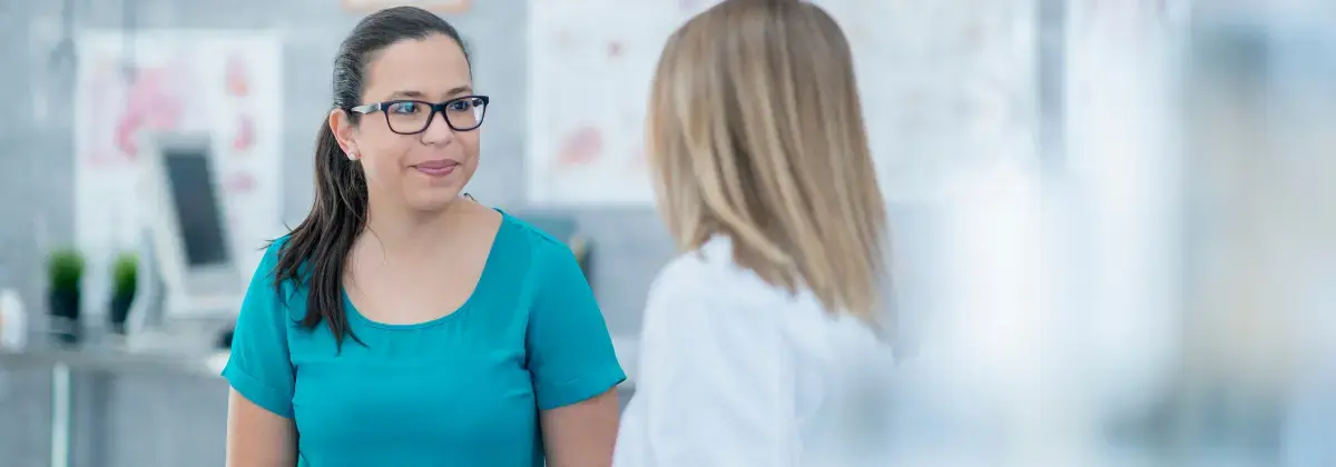 Une patiente qui fait une expertise médicale après un accident de la route